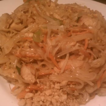 The Green Mango - Pad Thai with Chicken - Thai Near Me - Pittsburgh, Pennsylvania The Green Mango - Pad Thai with Chicken - Thai Near Me - Pittsburgh, Pennsylvania