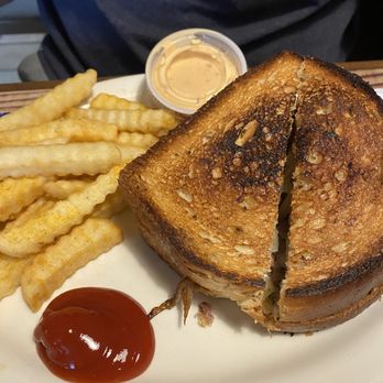 Cafe 66 - Patty melt and seasoned crinkle fries - Barbeque Near Me - Vero Beach, Florida Cafe 66 - Patty melt and seasoned crinkle fries - Barbeque Near Me - Vero Beach, Florida