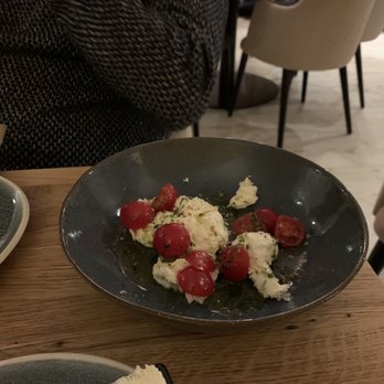 goldgelb - Burrata - Wine Bars Near Me - Westerland - Sylt, SH