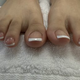 simple, but super cute white french tip pedicure simple, but super cute white french tip pedicure