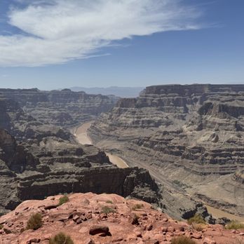 MaxTour - Grand Canyon west - Bus Tours Near Me - Las Vegas, Nevada
