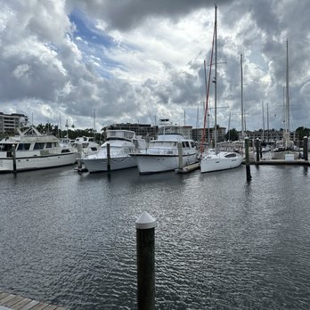 PIER 22 - Patio view - New American Near Me - Bradenton, Florida