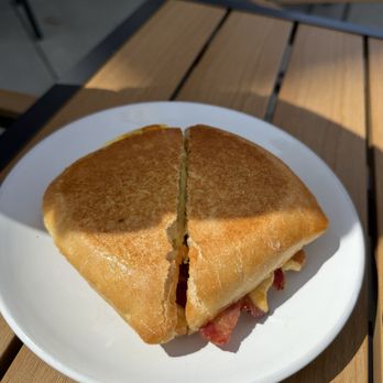 The Wayfinder Cafe - Baconator - Breakfast & Brunch Near Me - La Conner, Washington