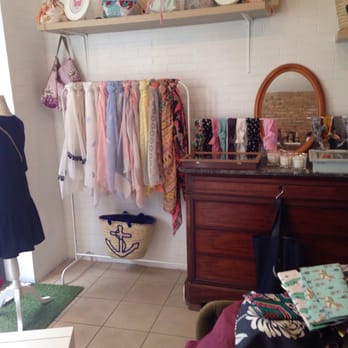 Josie - Concept Shops Near Me - Toulouse, 31