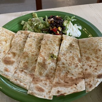 Dos Coyotes Border Cafe - Mexican Near Me - Elk Grove, California