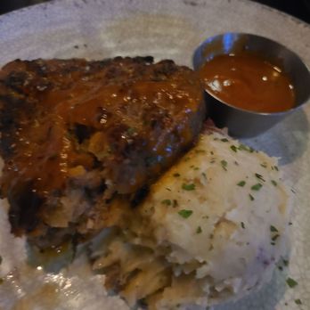 Mash'D - Meatloaf with Mash'd tators - New American Near Me - Frisco, Texas