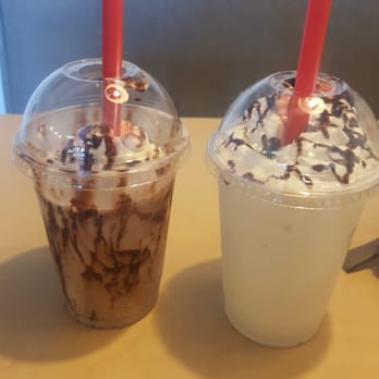 Mighty Moo Ice Cream - Moose tracks milkshake and a lemon bar milkshake! - Ice Cream & Frozen Yogurt Near Me - Youngtown, Arizona Mighty Moo Ice Cream - Moose tracks milkshake and a lemon bar milkshake! - Ice Cream & Frozen Yogurt Near Me - Youngtown, Arizona