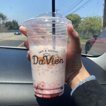 Da Vien Coffee - Strawberry milk. A simple drink easily replicated at home. - Desserts Near Me - Westminster, California Da Vien Coffee - Strawberry milk. A simple drink easily replicated at home. - Desserts Near Me - Westminster, California