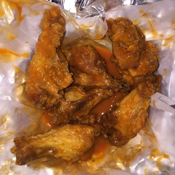 Genoa Pizza and Grill - 5 Hot Wings (spicy) - Pizza Near Me - Glenolden, Pennsylvania Genoa Pizza and Grill - 5 Hot Wings (spicy) - Pizza Near Me - Glenolden, Pennsylvania