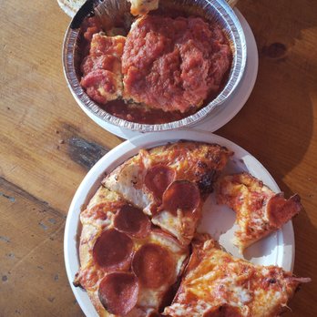 The Pizza Barn - Personal size pepperoni pizza and lasagna - Pizza Near Me - Kernville, California The Pizza Barn - Personal size pepperoni pizza and lasagna - Pizza Near Me - Kernville, California