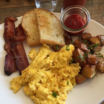 Aracely Cafe - 2 egg breakfast - New American Near Me - San Francisco, California Aracely Cafe - 2 egg breakfast - New American Near Me - San Francisco, California