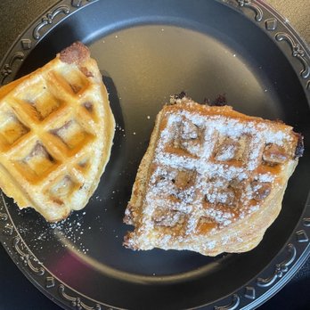 Cafe On Eighth - Peanut butter waffle cookie - Cafes Near Me - Augusta, Georgia