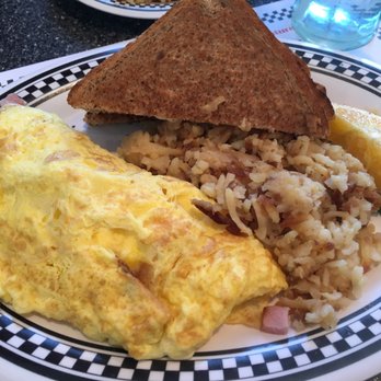 Wimpy & Dee's Diner - Western omelette and home fries - Breakfast & Brunch Near Me - Honey Brook, Pennsylvania Wimpy & Dee's Diner - Western omelette and home fries - Breakfast & Brunch Near Me - Honey Brook, Pennsylvania