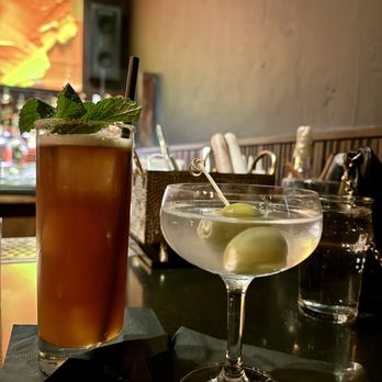 J.Bespoke - Cocktail Bars Near Me - New York, New York