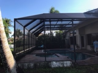 Slide of EBG Screen Enclosures & Techos De Aluminio