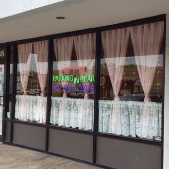 Cida Thai Restaurant - Exterior. Seating inside has tables right next to window. - Thai Near Me - Countryside, Illinois Cida Thai Restaurant - Exterior. Seating inside has tables right next to window. - Thai Near Me - Countryside, Illinois