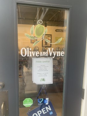 Olive and Vyne by null