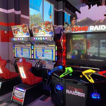 Bowlero Oxnard - Games - Bowling Near Me - Oxnard, California