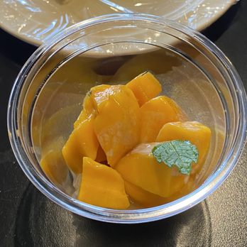 Boon Dee Moo Ka Ta - Mango sticky rice - Thai Near Me - Flushing, New York