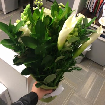 UrbanStems - Photo my sister sent me when she got them. Very full arrangement! - Florists Near Me