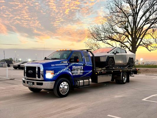 Towing - We offer all types of towing and roadside assistance. We work quickly and efficiently to hey you back on the road safely! Towing - We offer all types of towing and roadside assistance. We work quickly and efficiently to hey you back on the road safely!