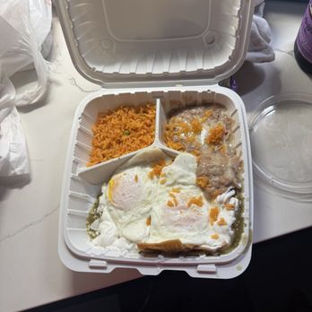 La Enchilada Mexican Food - Chilaquiles verde - Mexican Near Me - Montebello, California La Enchilada Mexican Food - Chilaquiles verde - Mexican Near Me - Montebello, California