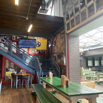 Martin's Bar-B-Que Joint - Barbeque Near Me - Spring Hill, Tennessee