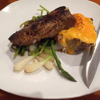 The Flying Apron - Steak - Canadian (New) Near Me - Newport, Nova Scotia