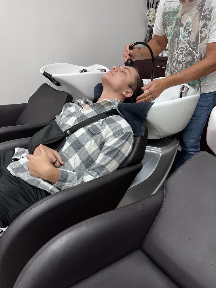 Salon 6 Image