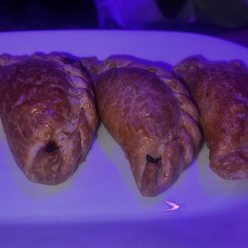 The Garden - Empanada trio (shrimp, spinach, and chicken) - Wine Bars Near Me - Elizabeth, New Jersey The Garden - Empanada trio (shrimp, spinach, and chicken) - Wine Bars Near Me - Elizabeth, New Jersey