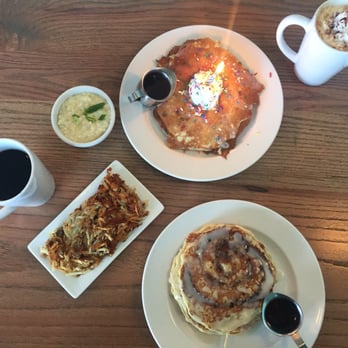 Staks Pancake Kitchen - Memphis - Cinnamon roll pancakes, birthday cake, Gouda grits, and hash browns - American Near Me - Memphis, Tennessee Staks Pancake Kitchen - Memphis - Cinnamon roll pancakes, birthday cake, Gouda grits, and hash browns - American Near Me - Memphis, Tennessee
