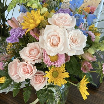 Eau Gallie Florist - Florists Near Me - Melbourne, Florida Eau Gallie Florist - Florists Near Me - Melbourne, Florida