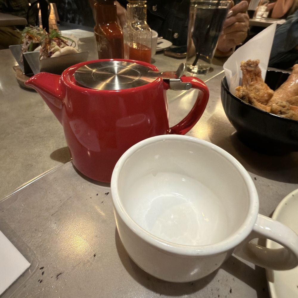 8 East - Yellow Mountain Green Tea - Asian Fusion Near Me - Las Vegas, Nevada