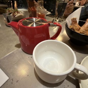 8 East - Yellow Mountain Green Tea - Asian Fusion Near Me - Las Vegas, Nevada