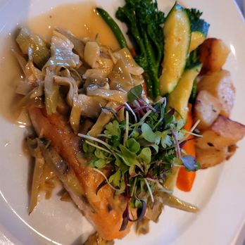 Olio E Limone Ristorante - Salmon - Italian Near Me - Santa Barbara, California Olio E Limone Ristorante - Salmon - Italian Near Me - Santa Barbara, California