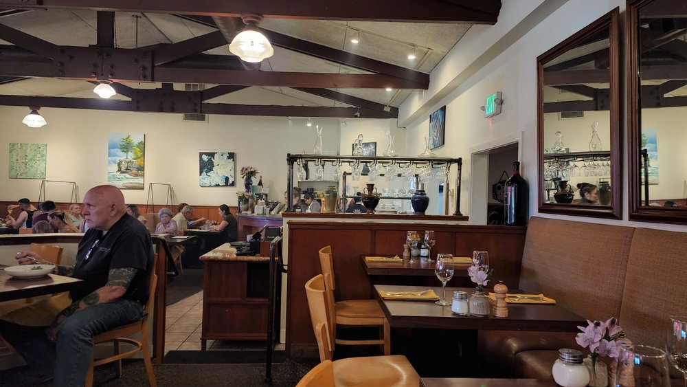 Fumé Bistro & Bar