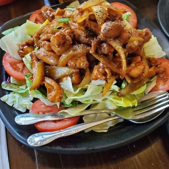 Renton Bistro - Lemongrass chicken - Vietnamese Near Me - Renton, Washington Renton Bistro - Lemongrass chicken - Vietnamese Near Me - Renton, Washington