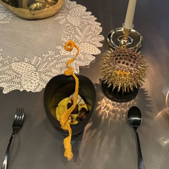 Alinea - New American Near Me - Chicago, Illinois
