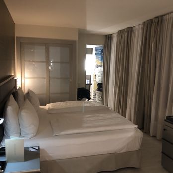 H10 Berlin Ku'damm - Hotels Near Me - Berlin, BE