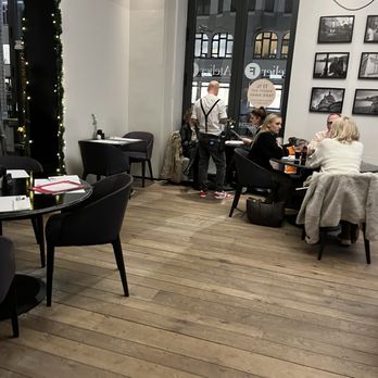 Atelier F - American Near Me - Hamburg, HH