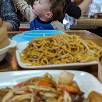 Red Tiger Dumpling House - Lo mein - Shanghainese Near Me - Stony Brook, New York Red Tiger Dumpling House - Lo mein - Shanghainese Near Me - Stony Brook, New York