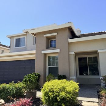 Straight Edge Painting - 4 total colors painted to perfection - Painters Near Me