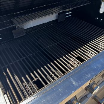 Eureka BBQ Cleaning - Rust and oxidation removed - Home Cleaning Near Me Eureka BBQ Cleaning - Rust and oxidation removed - Home Cleaning Near Me