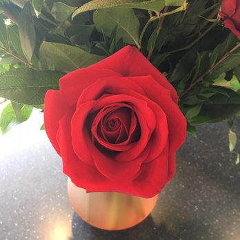 Cloud Florist - Single rose - Florists Near Me - Clevland, Ohio