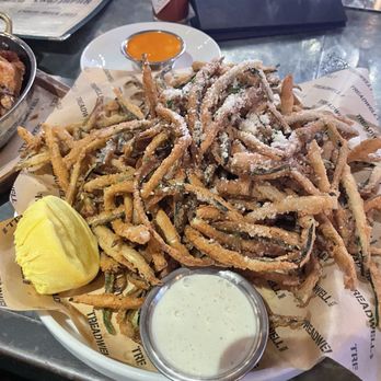 Treadwell Park - Zucchini fries Crispy Zucchini Shoestring Fries - Beer Bar Near Me - New York, New York
