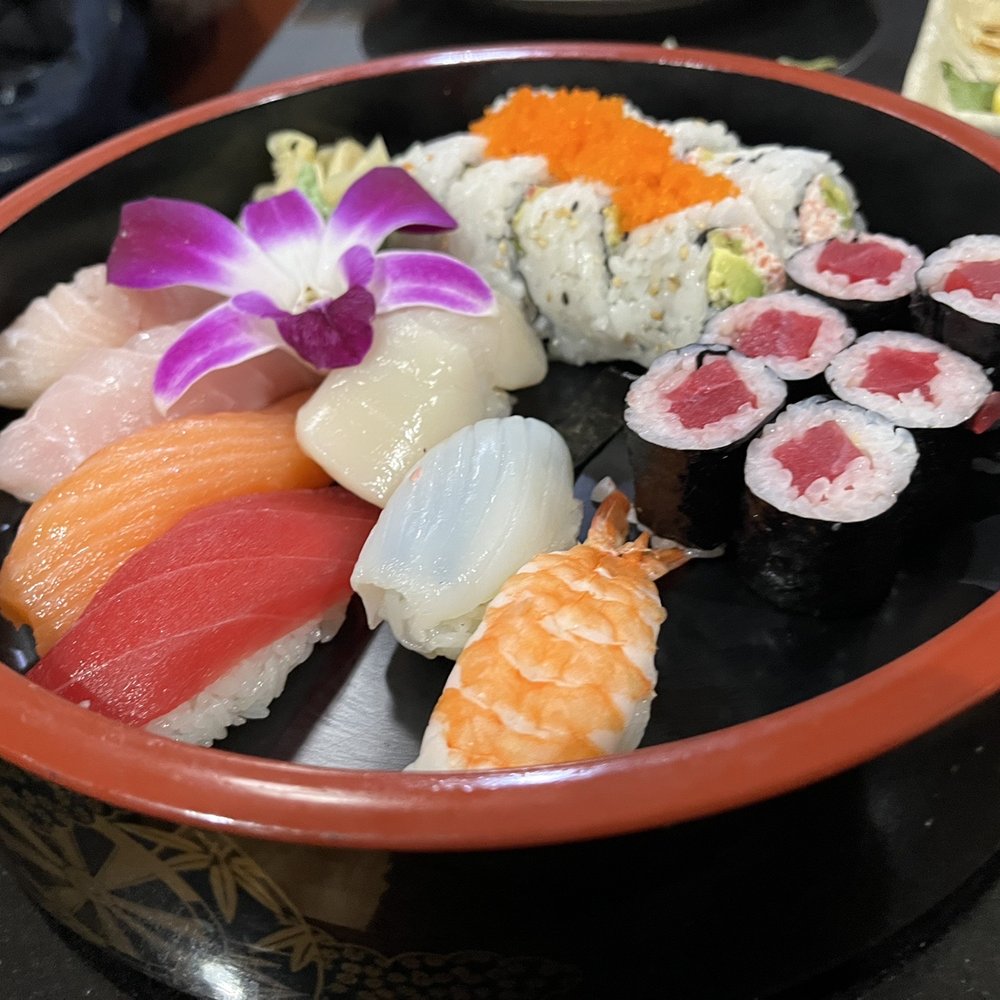 Yotsuba - Sushi Dinner - Japanese Near Me - Ann Arbor, Michigan Yotsuba - Sushi Dinner - Japanese Near Me - Ann Arbor, Michigan