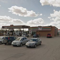 7-Eleven - Store front