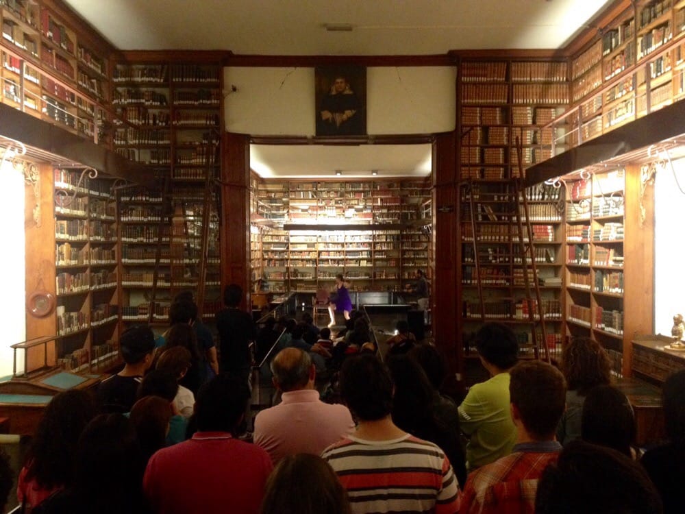 Centro Patrimonial Recoleta Domínica