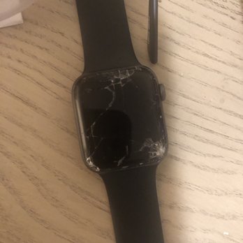 Phone Tech - Cracked 44mm series 4 iwatch, LCD still in tact. - Electronics Repair Near Me - Jacksonville, Florida Phone Tech - Cracked 44mm series 4 iwatch, LCD still in tact. - Electronics Repair Near Me - Jacksonville, Florida