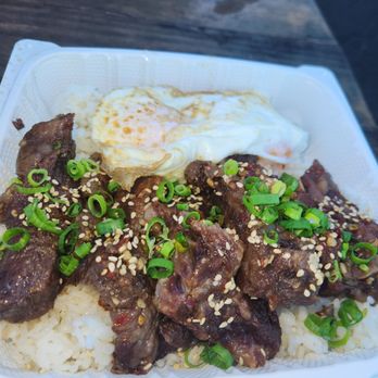 Da Bald Guy - Kalabi - Food Trucks Near Me - Kahuku, Hawaii